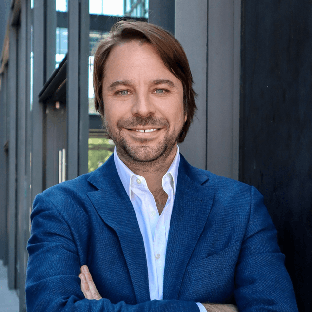 image-Andrés Carey